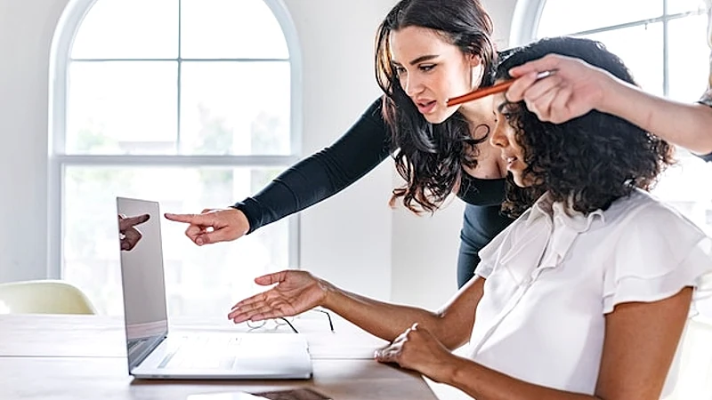Colleagues planning a project in the office